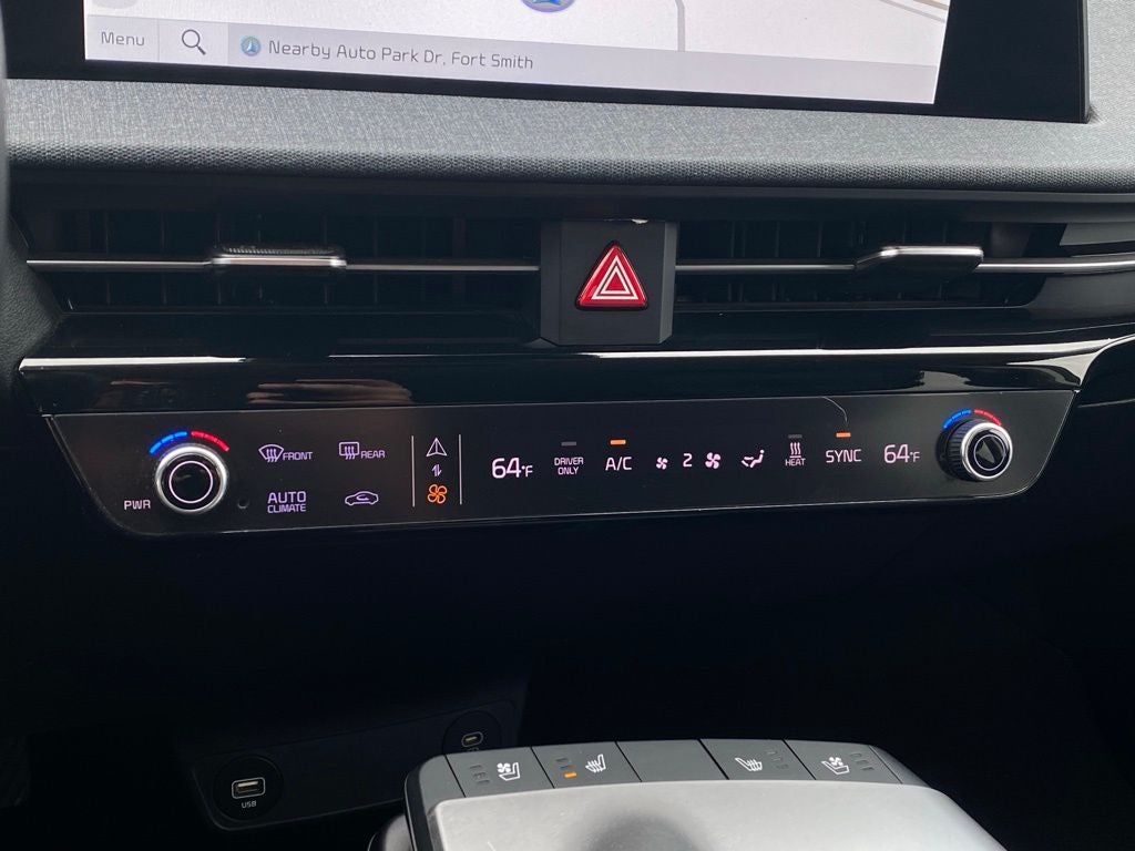 2023 Kia EV6 Wind EV / NAV / ONE OWNER