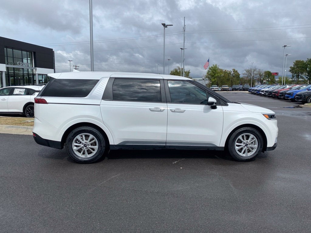 2024 Kia Carnival LX 3RD ROW / BLIND SPOT