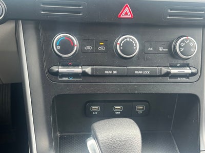 2023 Kia Carnival LX CPO / 3RD ROW