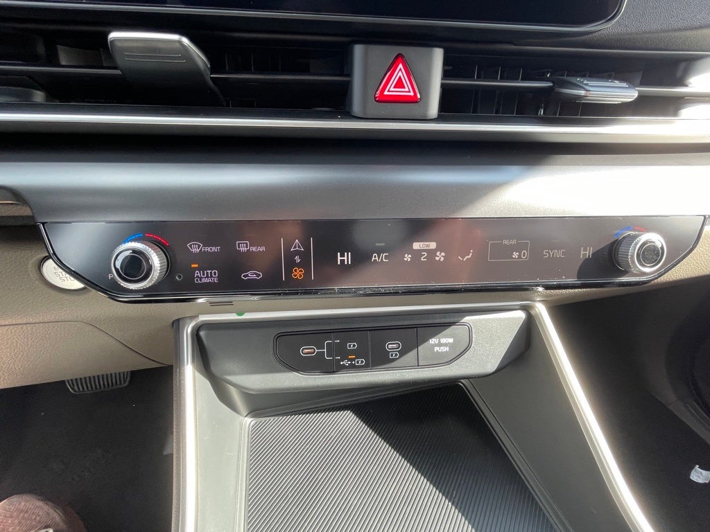 2026 Kia Carnival LXS