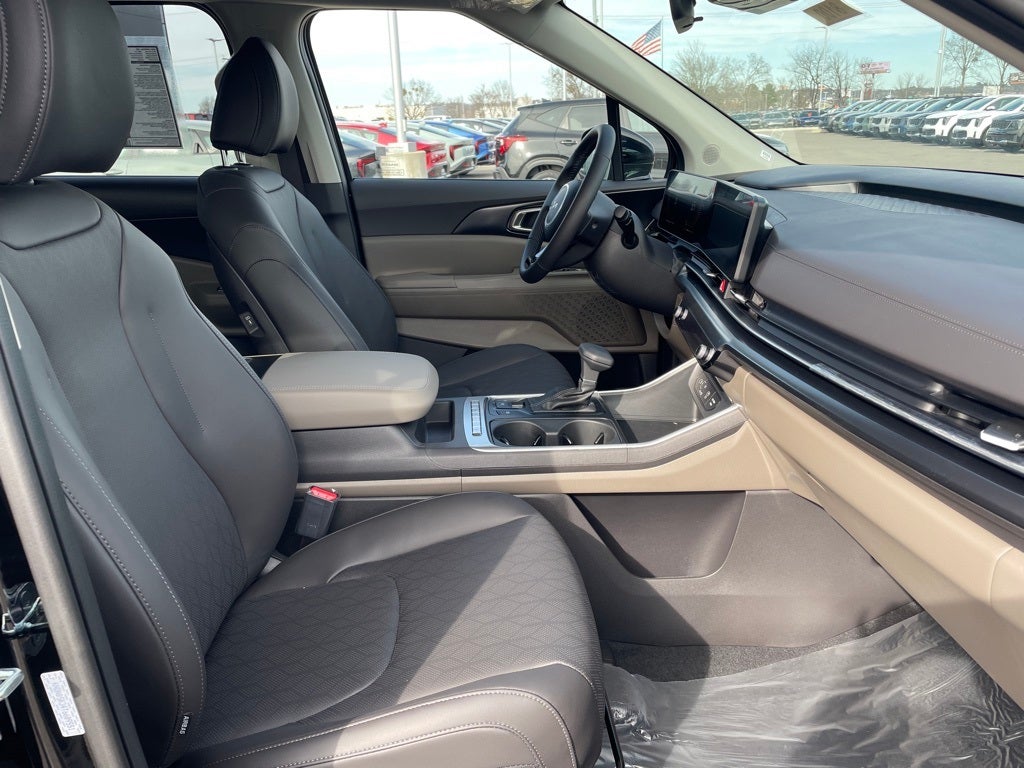 2026 Kia Carnival LXS