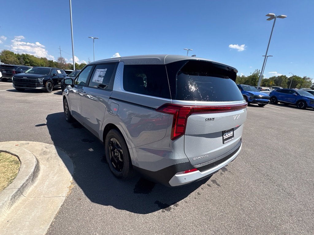 2027 Kia Carnival LX