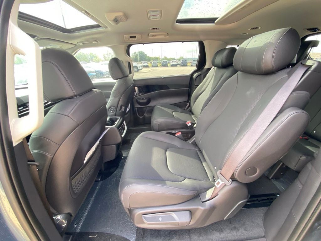 2027 Kia Carnival SX Prestige