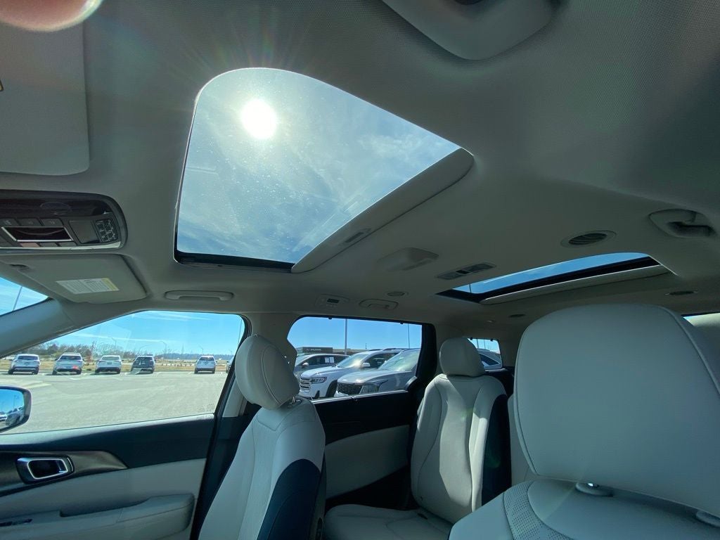 2026 Kia Carnival SX