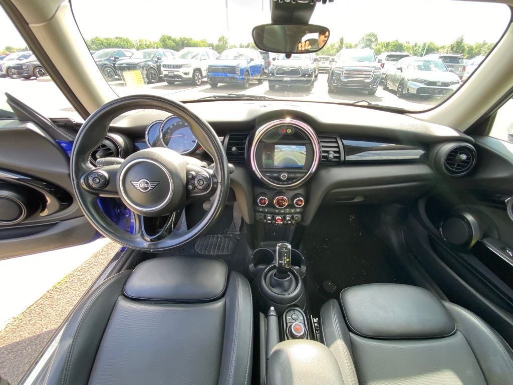 2021 MINI Cooper SUNROOF / HEATED SEATS