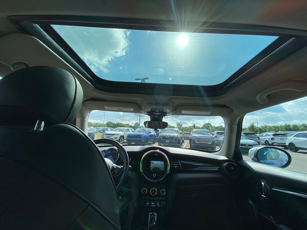 2021 MINI Cooper SUNROOF / HEATED SEATS