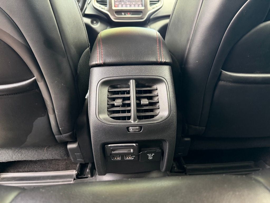 2019 Jeep Cherokee Trailhawk