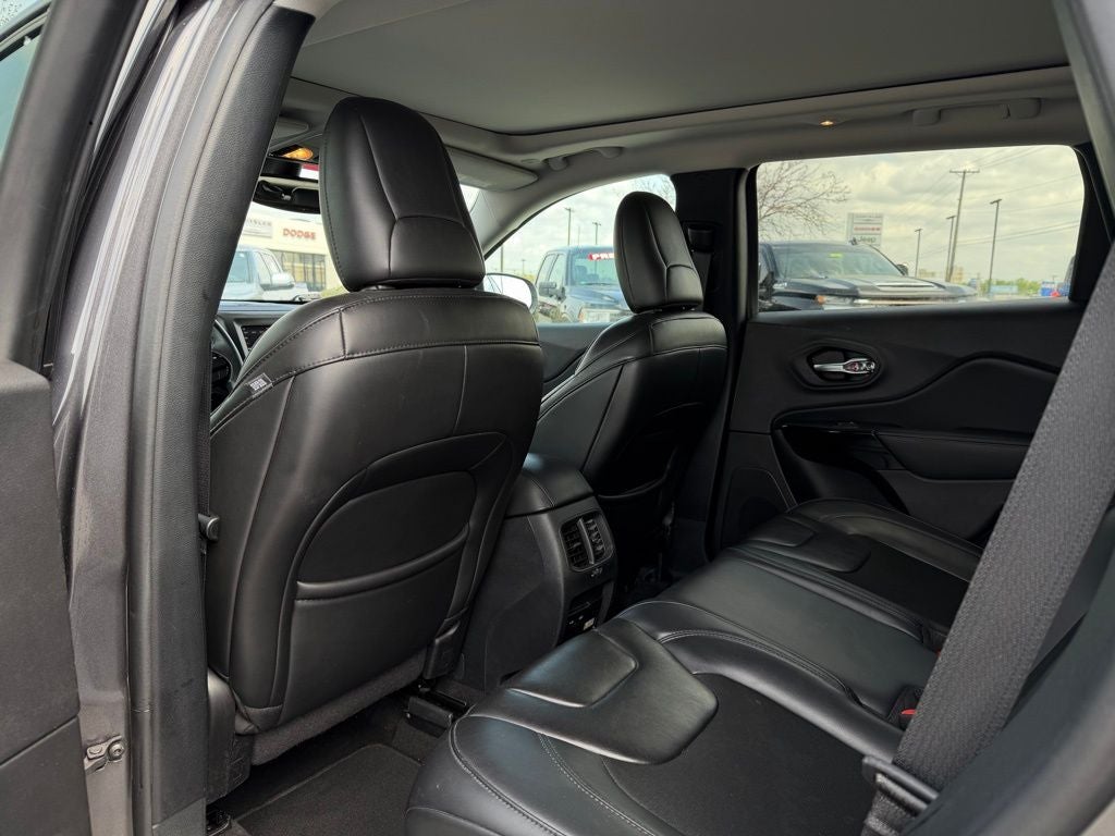 2020 Jeep Cherokee Altitude