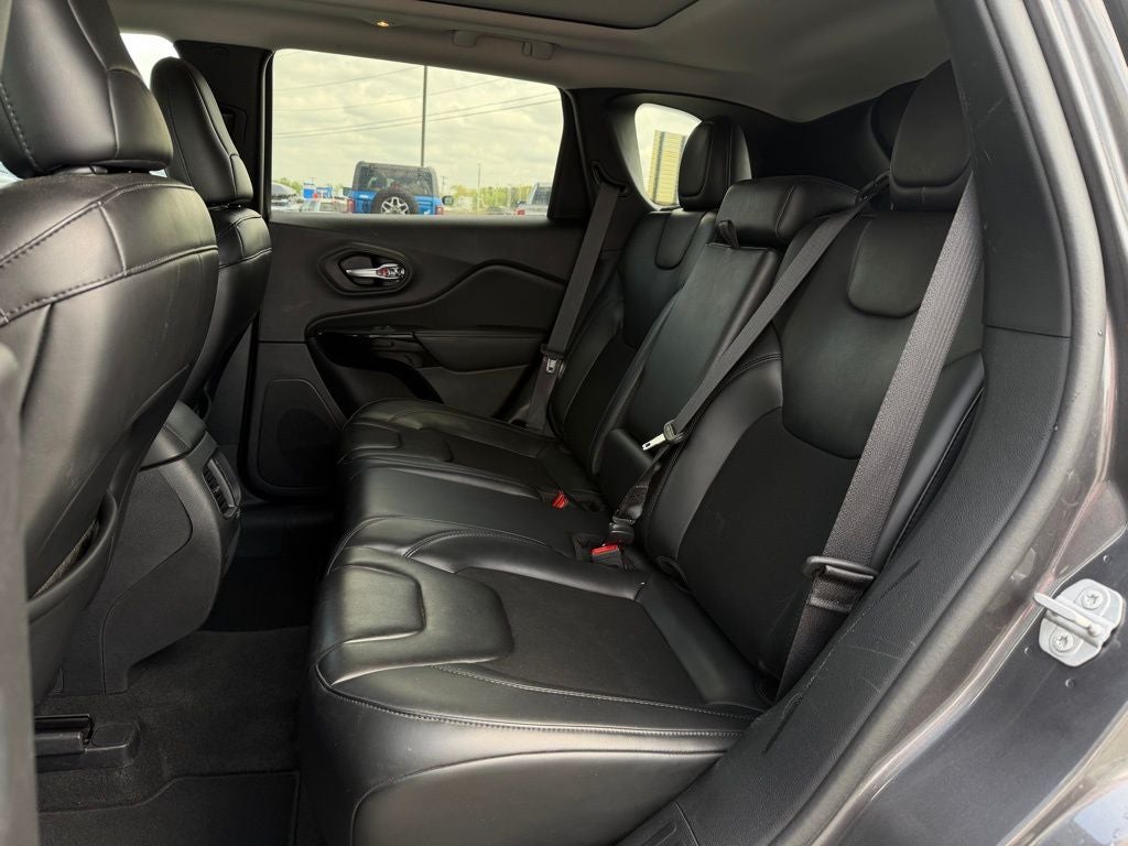 2020 Jeep Cherokee Altitude