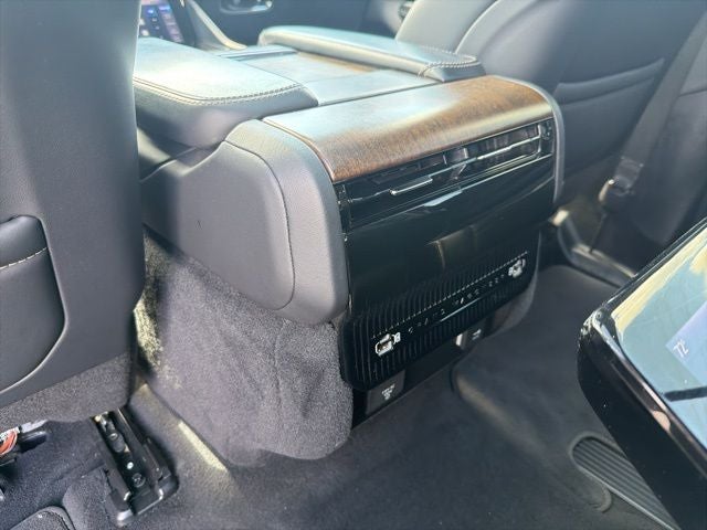 2023 Jeep Grand Wagoneer Series II