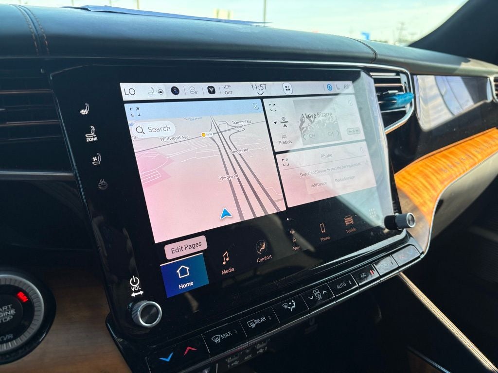 2022 Jeep Grand Wagoneer Series III