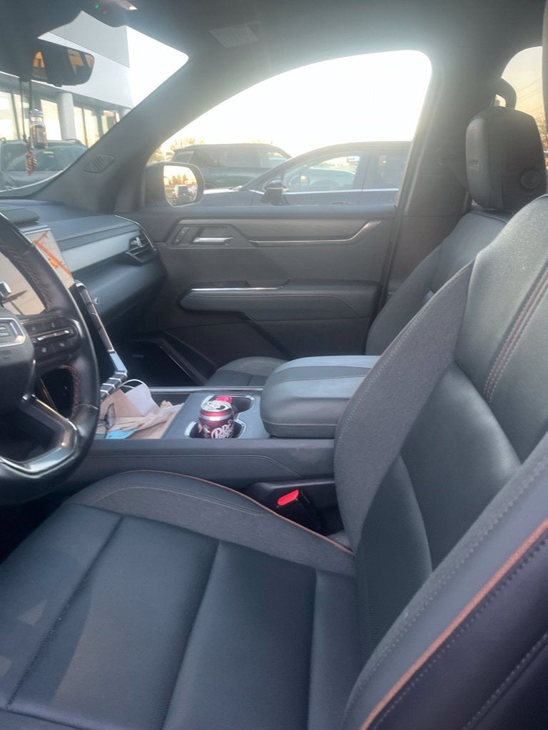 2024 GMC Acadia AT4 *Super Cruise/Luxury Pkg