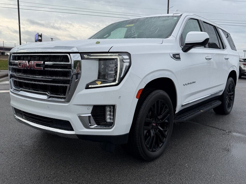 2023 GMC Yukon SLT