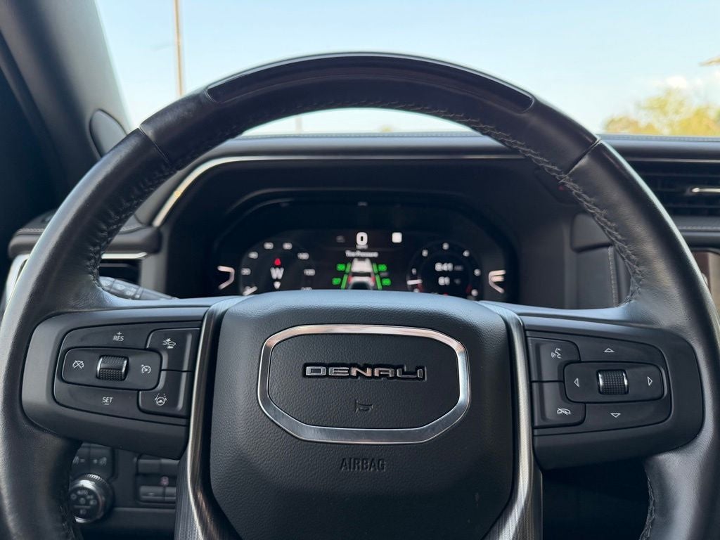 2023 GMC Yukon Denali Ultimate