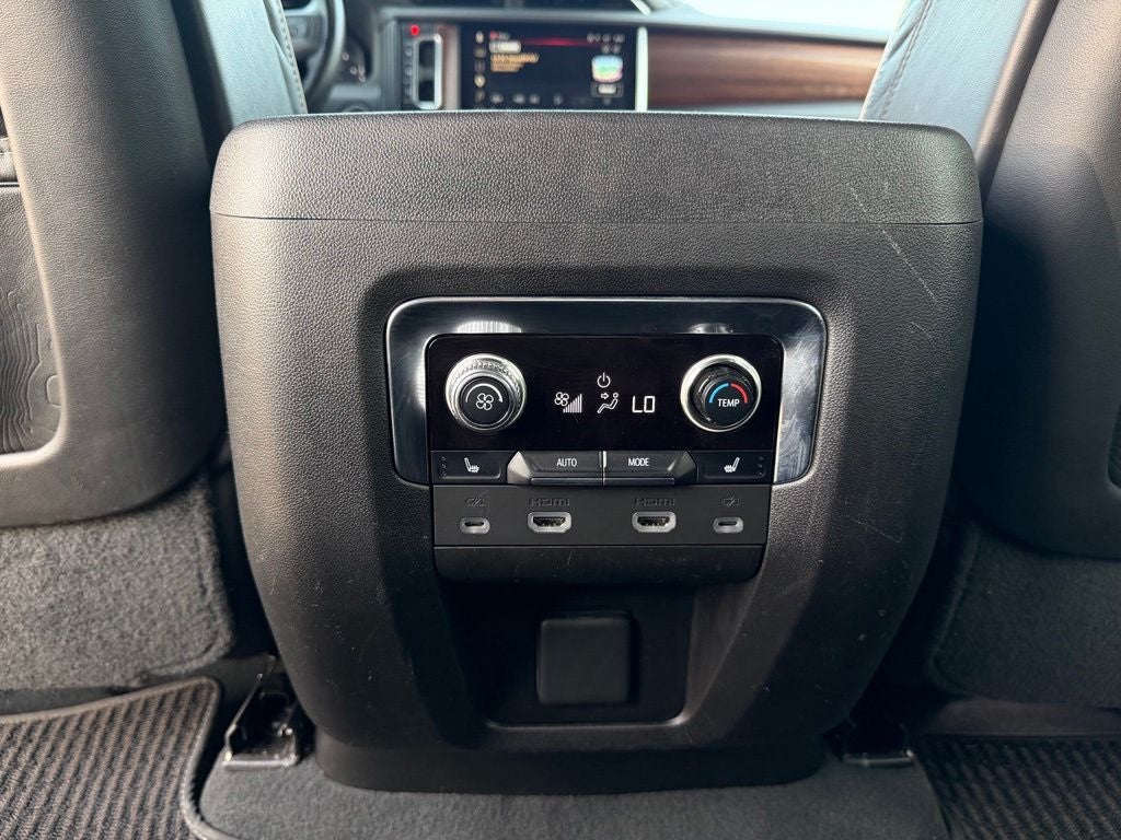 2023 GMC Yukon Denali Ultimate