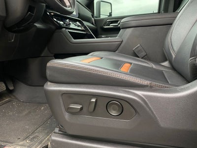 2025 GMC Sierra 2500HD AT4