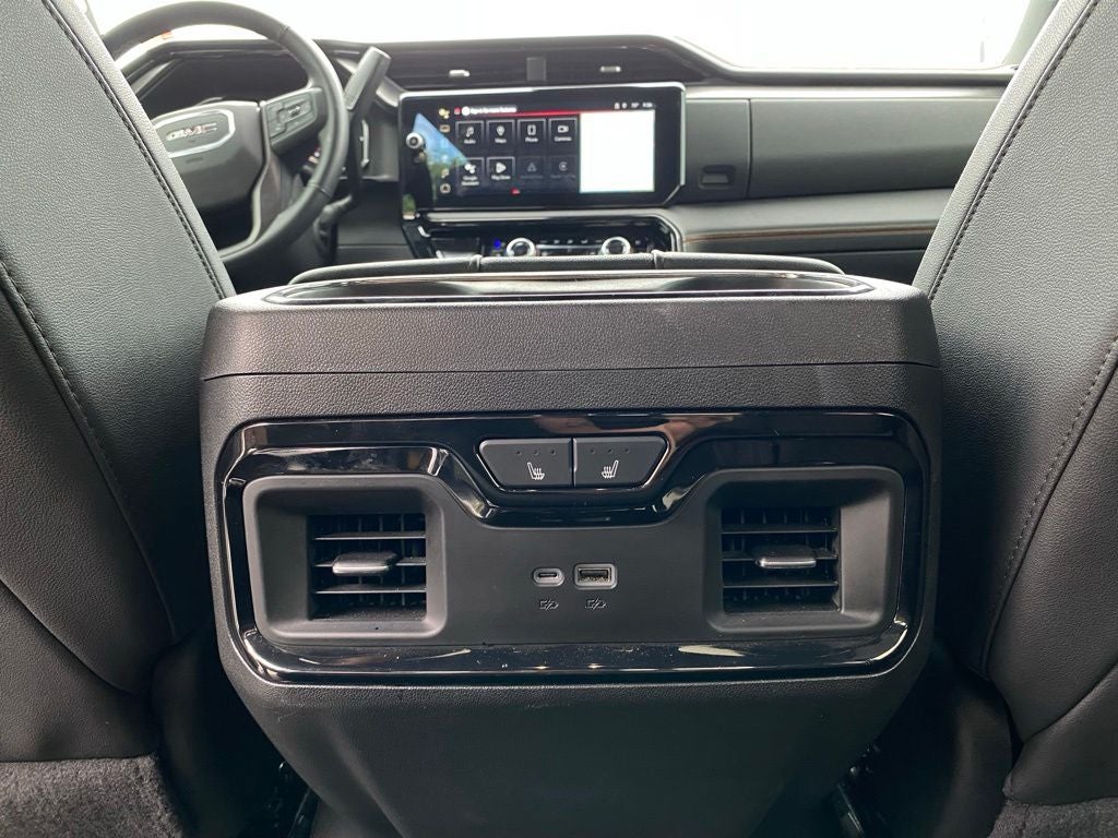 2025 GMC Sierra 2500HD AT4