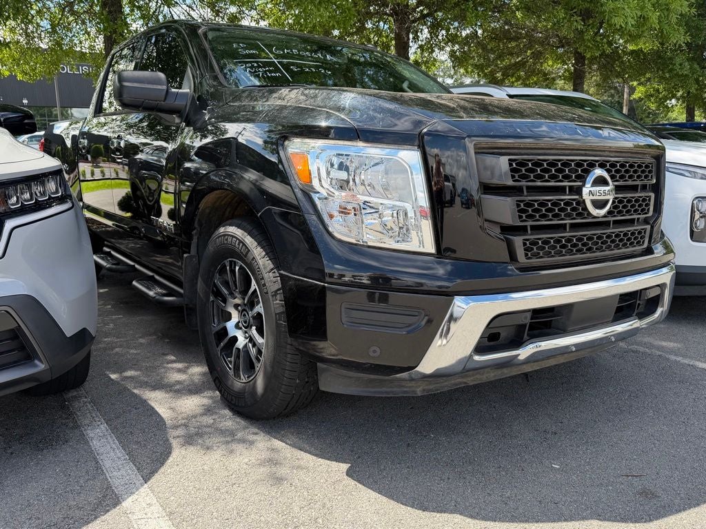 2021 Nissan Titan SV