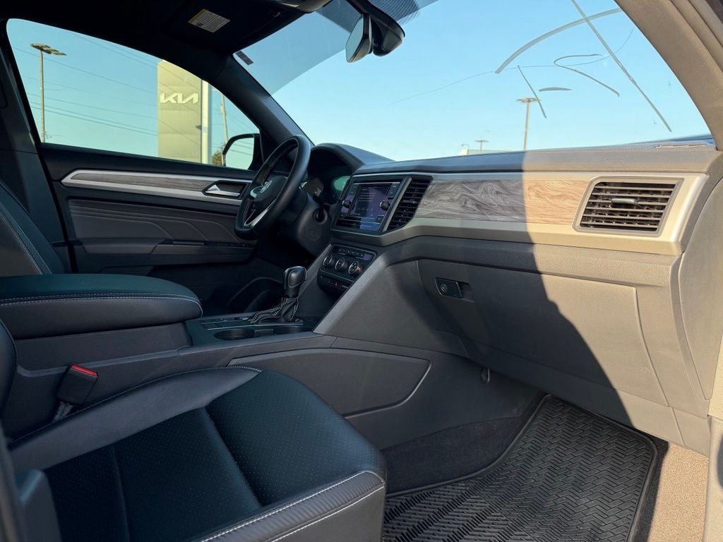 2023 Volkswagen Atlas Cross Sport 2.0T SE