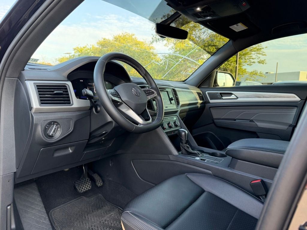 2023 Volkswagen Atlas Cross Sport 2.0T SE