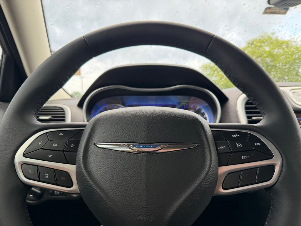 2022 Chrysler 300 Touring