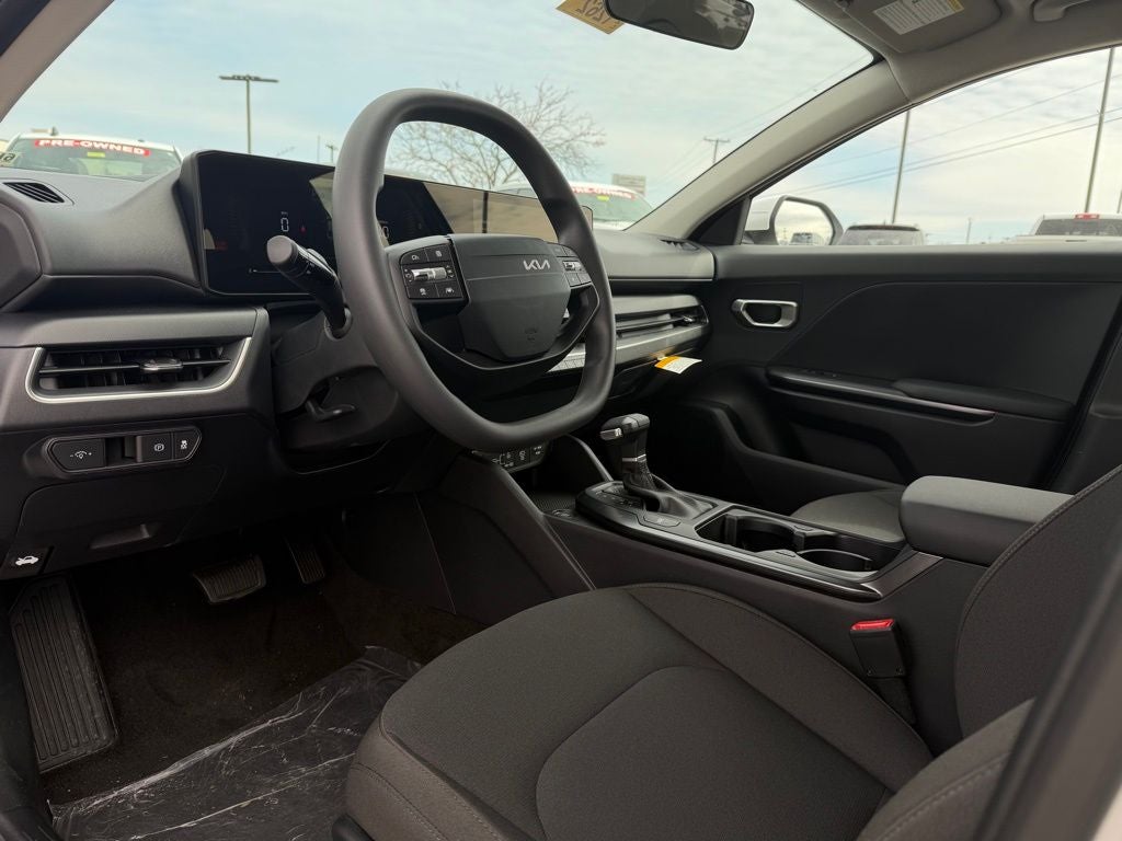 2026 Kia K4 LX