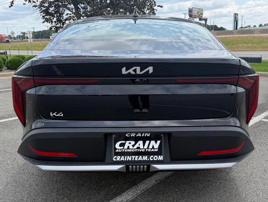 2026 Kia K4 LXS
