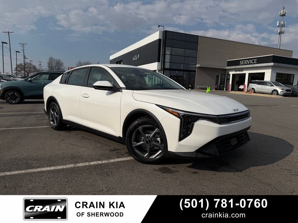 2026 Kia K4 LXS