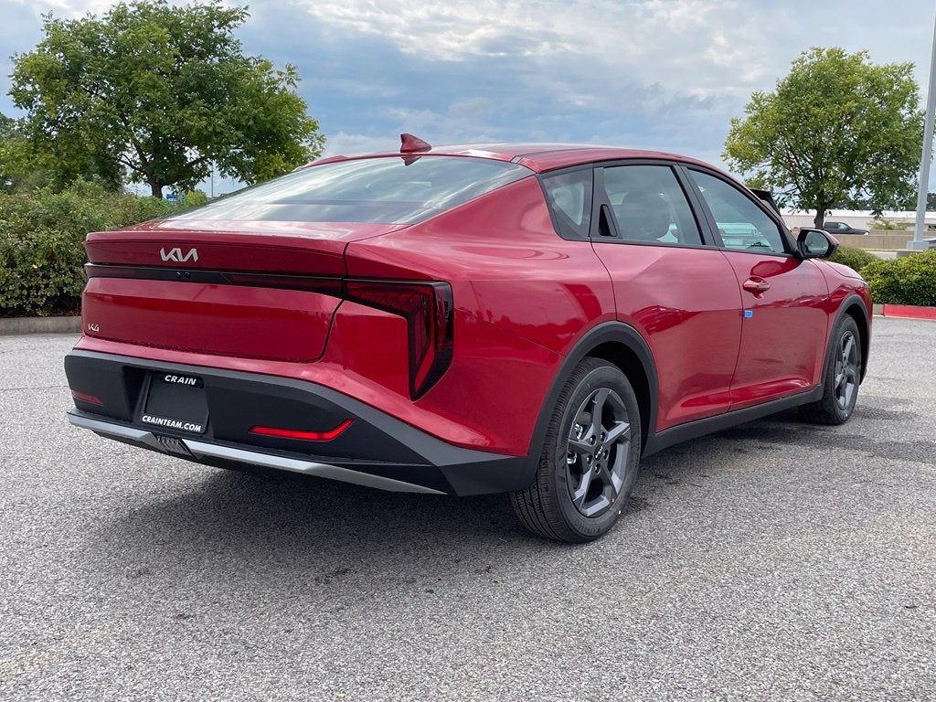 2026 Kia K4 LXS