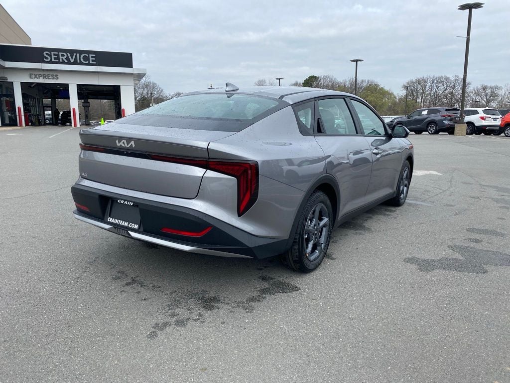 2026 Kia K4 LXS
