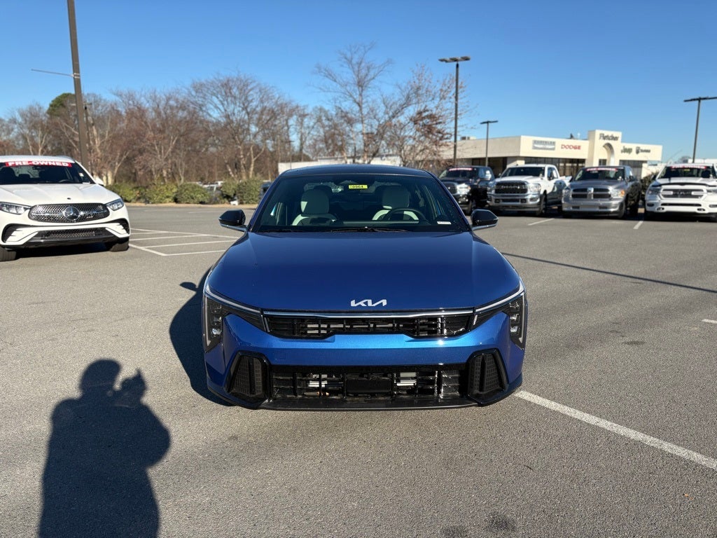 2025 Kia K4 GT-Line