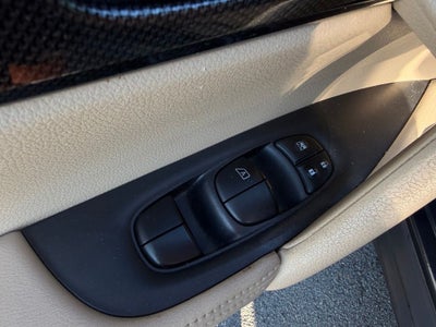 2015 Nissan Rogue SL *Premium Pkg/Pano Roof
