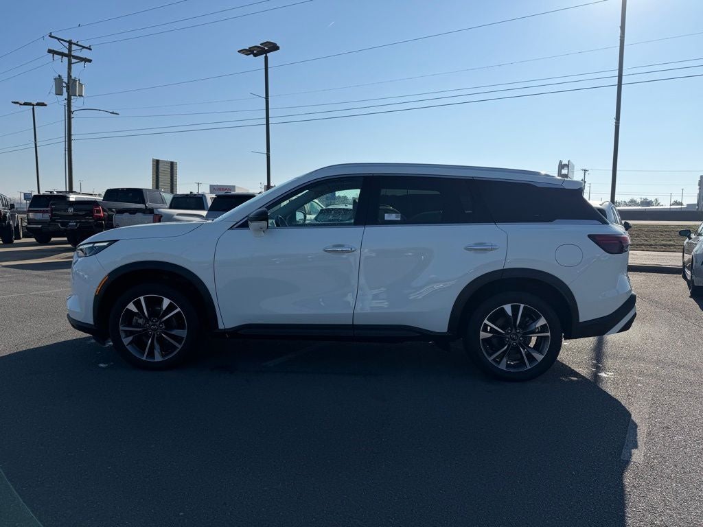 2024 INFINITI QX60 LUXE