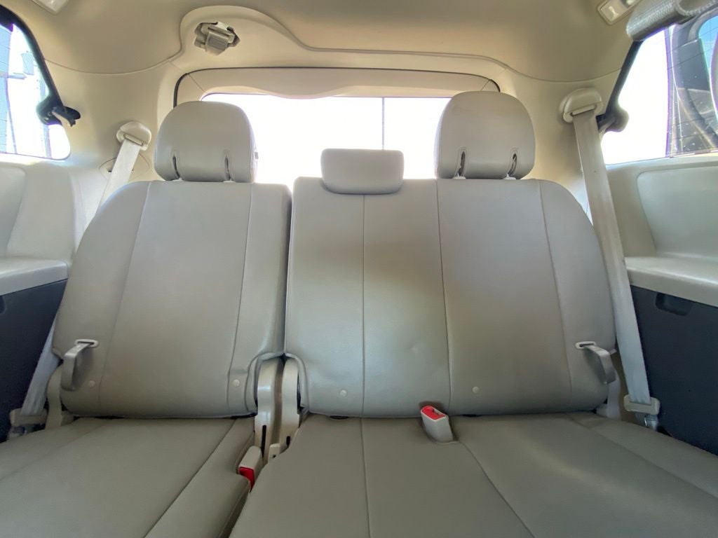 2019 Toyota Sienna XLE 8 Passenger