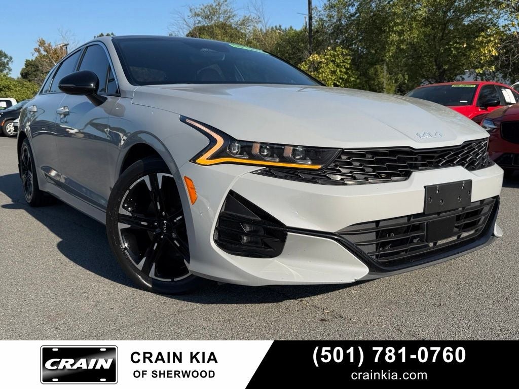 2022 Kia K5 GT-Line *Red Interior Pkg/ Premium Pkg/ Pano Roof