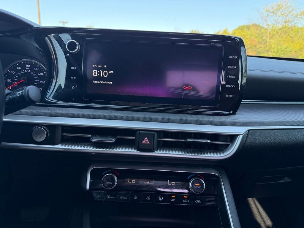 2022 Kia K5 GT-Line *Red Interior Pkg/ Premium Pkg/ Pano Roof