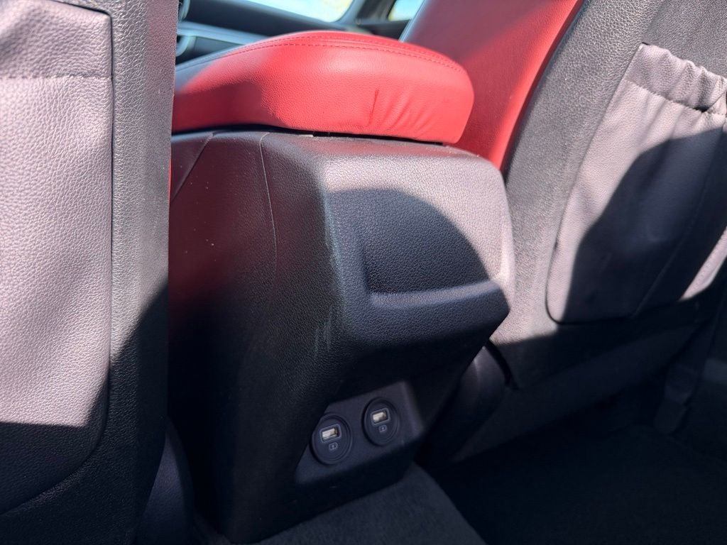2022 Kia K5 GT-Line *Red Interior Pkg/ Premium Pkg/ Pano Roof