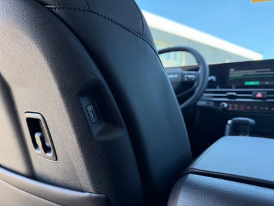2027 Kia Sportage EX