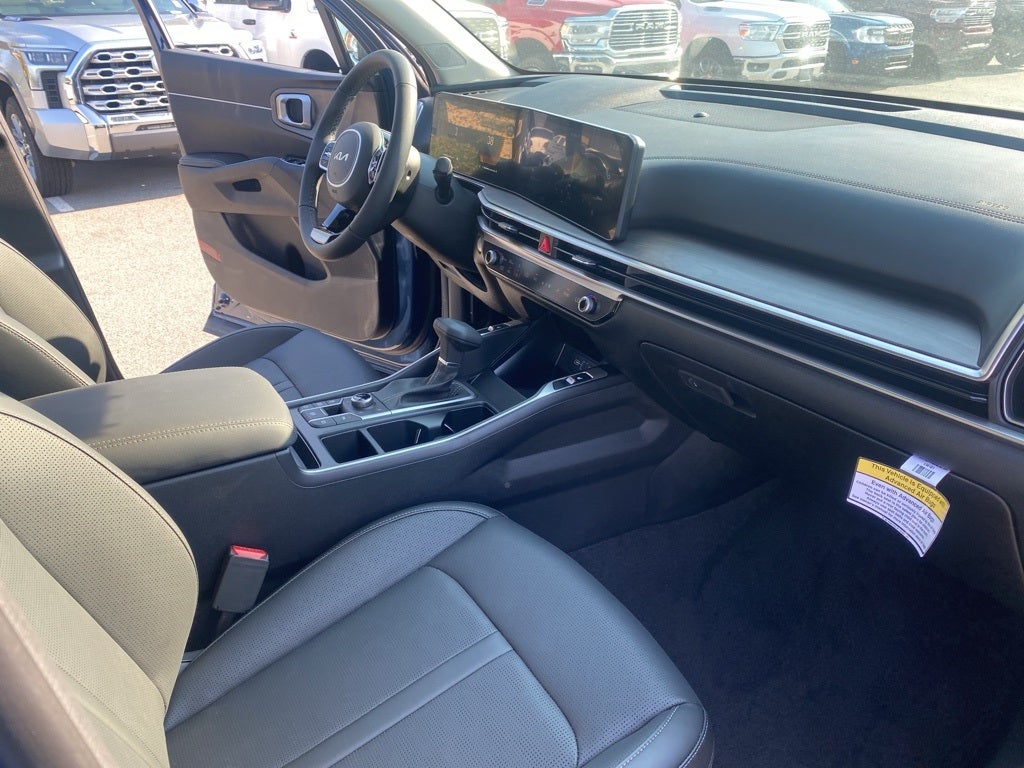 2025 Kia Sorento X-Line EX