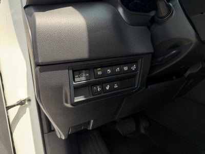 2024 Toyota Sequoia SR5