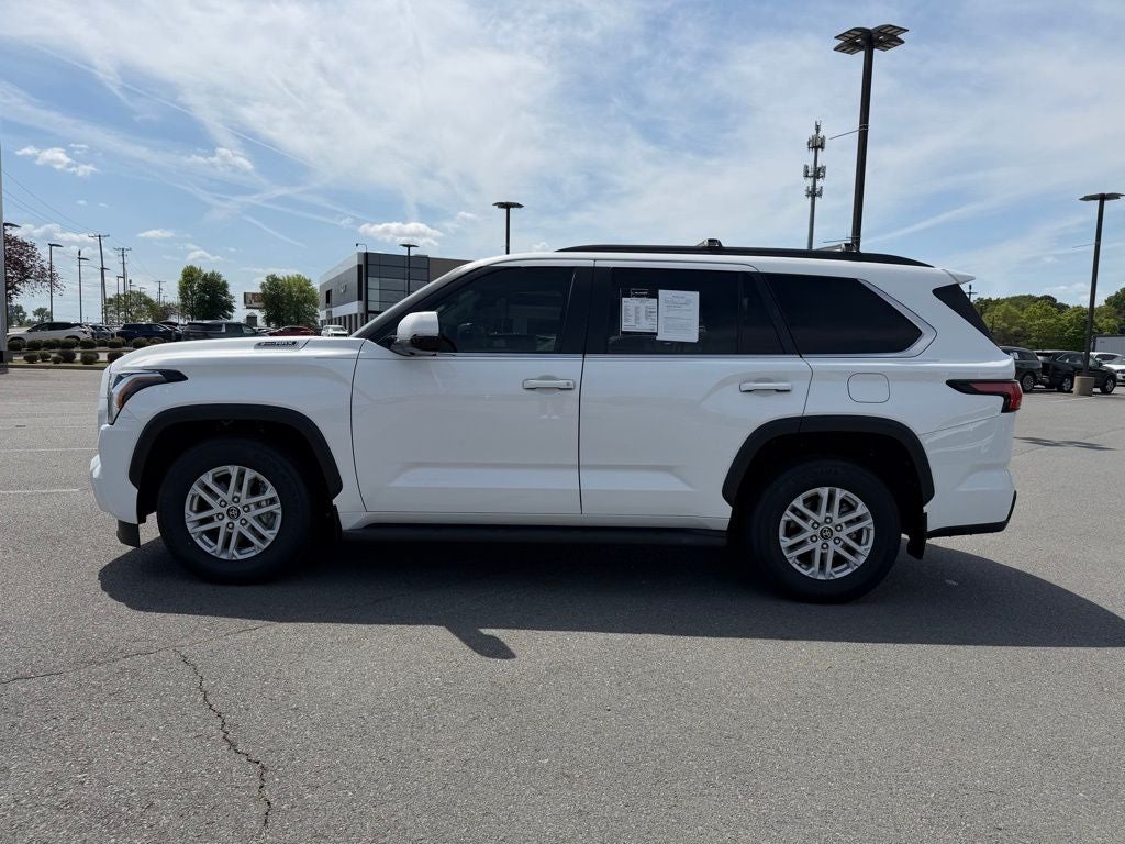 2024 Toyota Sequoia SR5