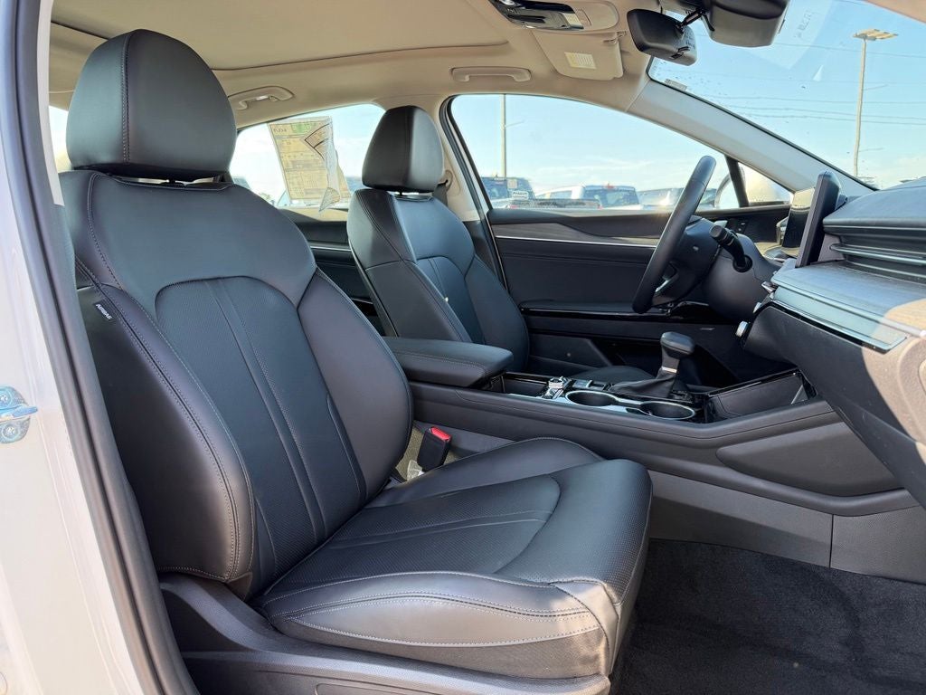 2026 Kia K5 EX