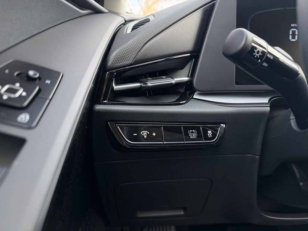 2026 Kia Niro LX