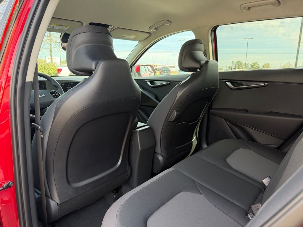 2026 Kia Niro LX
