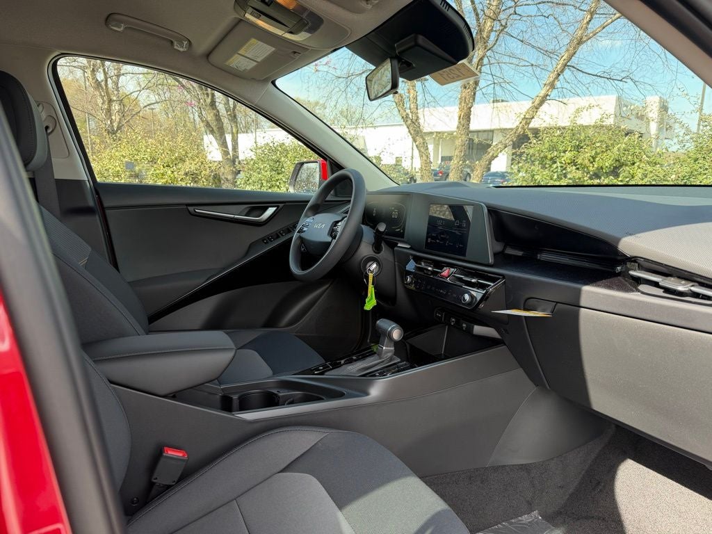 2026 Kia Niro LX
