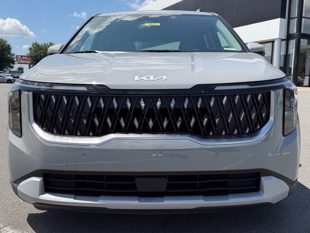 2027 Kia Carnival LX