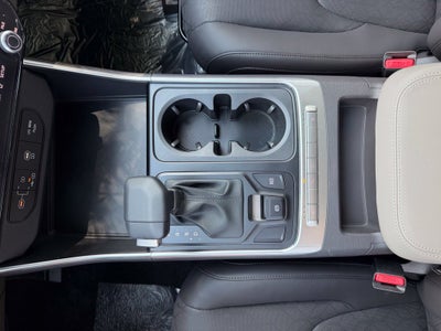 2027 Kia Carnival LX