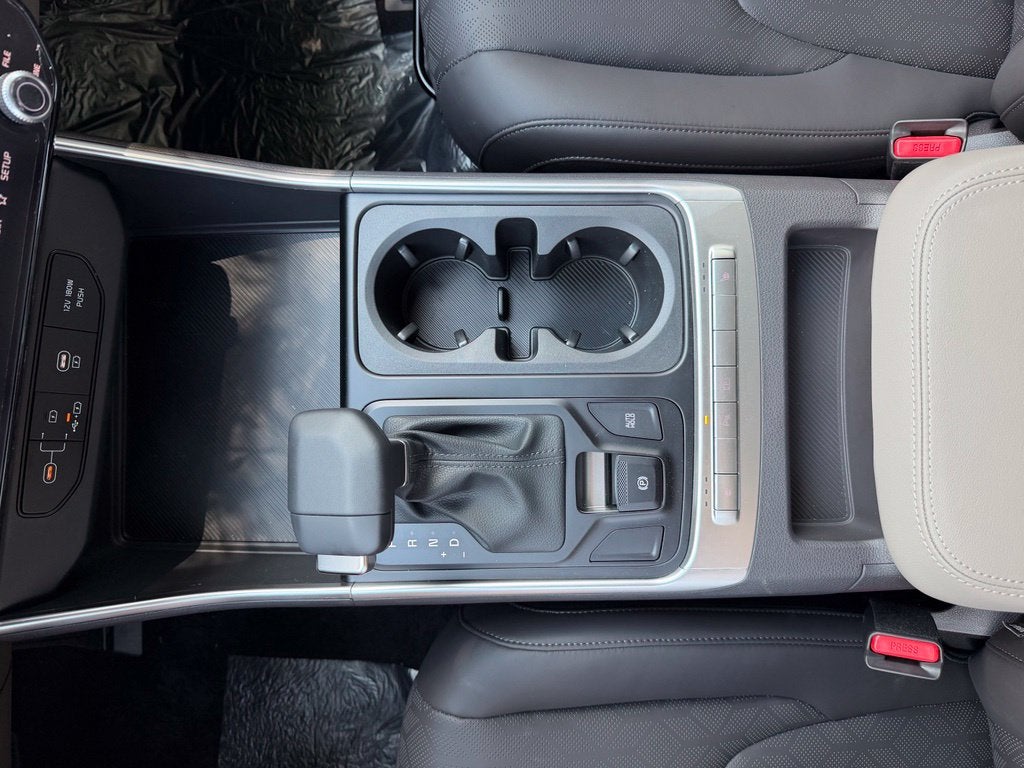 2027 Kia Carnival LX