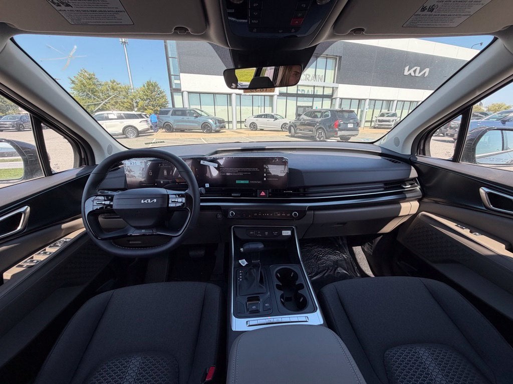 2027 Kia Carnival LX
