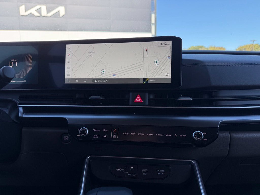 2027 Kia Carnival LXS